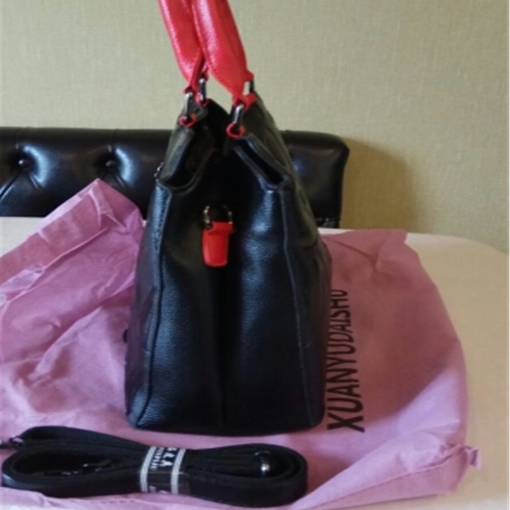 Ladies Quality Leather Letter hobo bag